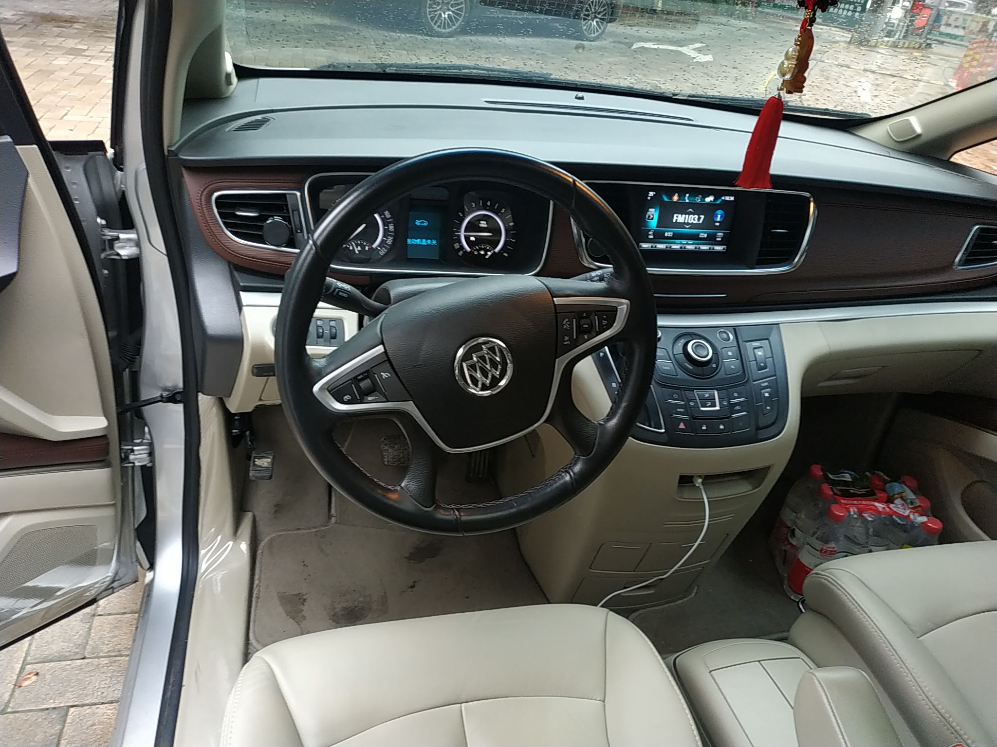 别克gl8 2017款 2.5l 自动 7座 25s豪华型 (国Ⅴ)