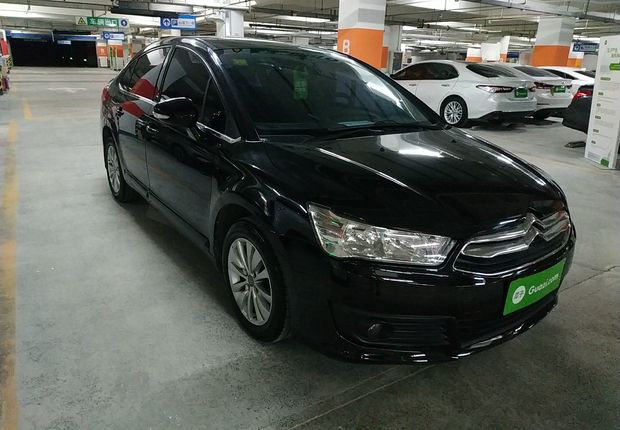 雪铁龙世嘉 2013款 1.6L 手动 4门5座三厢车 品尚型 (国Ⅳ) 