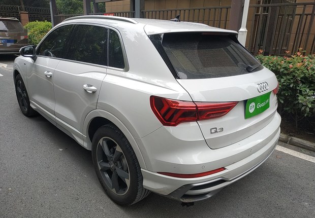 奥迪Q3 35TFSI 2020款 1.4T 自动 前驱 时尚动感型 (国Ⅵ) 