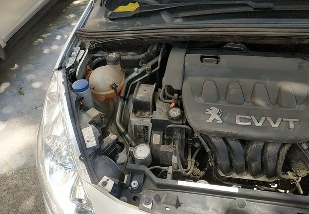 标致408 2013款 2.0L 自动 舒适型 (国Ⅴ) 