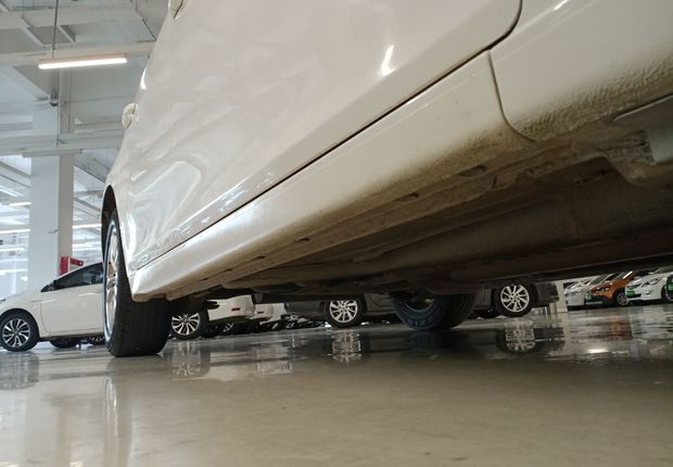 雪佛兰科鲁兹 2013款 1.6L 自动 5门5座两厢车 豪华型 (国Ⅳ) 