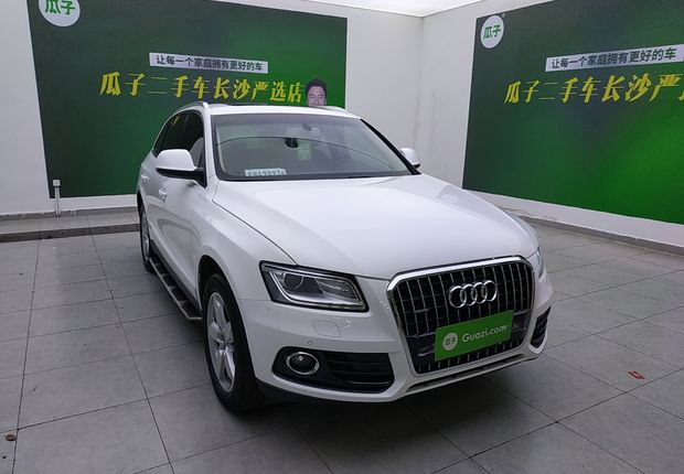 奥迪Q5 2015款 2.0T 自动 四驱 汽油 舒适型 (国Ⅴ) 