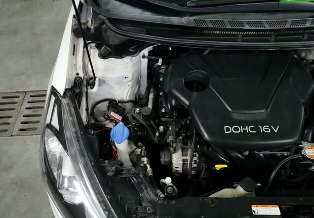 起亚K3 2015款 1.6L 手动 GLS (国Ⅳ) 