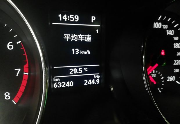 大众速腾 2015款 1.4T 自动 230TSI豪华型 (国Ⅴ) 