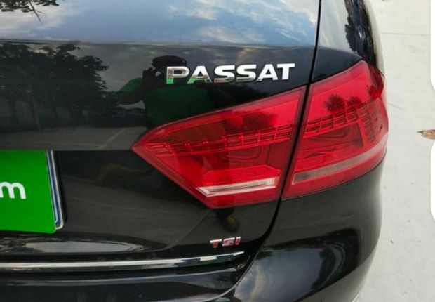 大众帕萨特 2011款 2.0T 自动 汽油 至尊版 (国Ⅳ) 
