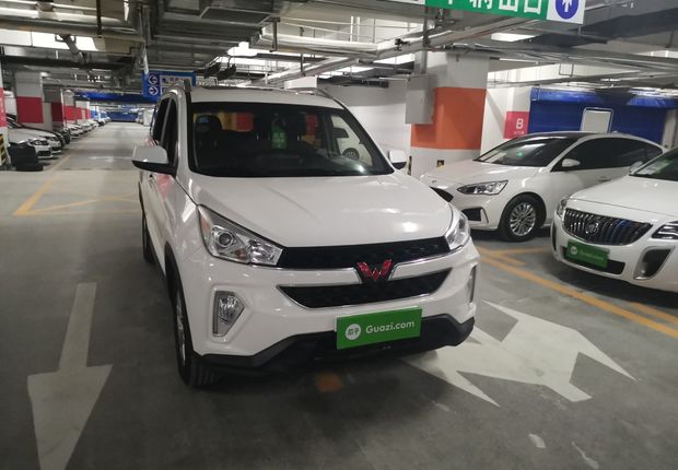 五菱宏光S3 2018款 1.5L 手动 后驱 豪华型 (国Ⅴ) 