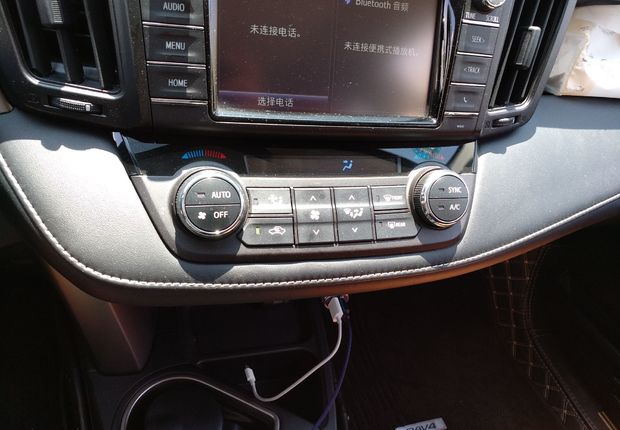 丰田RAV4 2019款 2.0L 自动 前驱 先锋版 (国Ⅵ) 