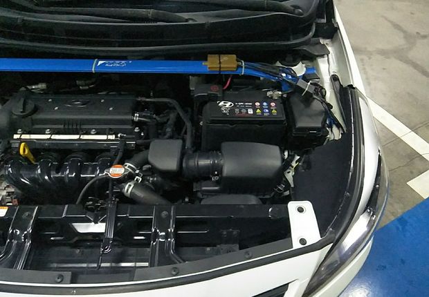 现代瑞纳 2014款 1.4L 手动 4门5座三厢车 智能型GLS (国Ⅳ) 