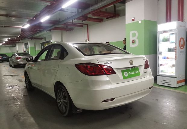 长安逸动 2015款 1.6L 手动 豪华型 (国Ⅴ) 