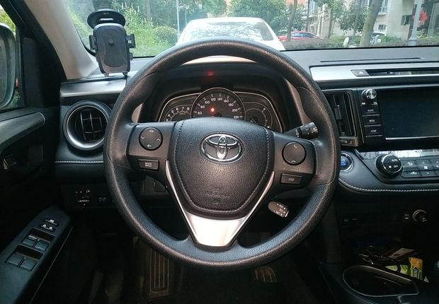 丰田RAV4 2016款 2.0L 自动 前驱 风尚版 (国Ⅴ) 