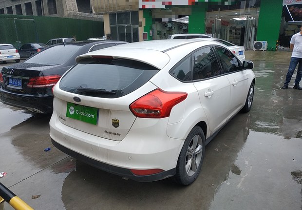 福特福克斯 2015款 1.6L 自动 5门5座两厢车 舒适型 (国Ⅴ) 