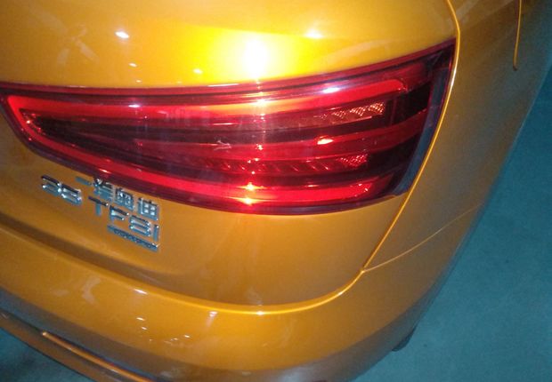 奥迪Q3 35TFSI 2013款 2.0T 自动 前驱 舒适型 (国Ⅳ) 