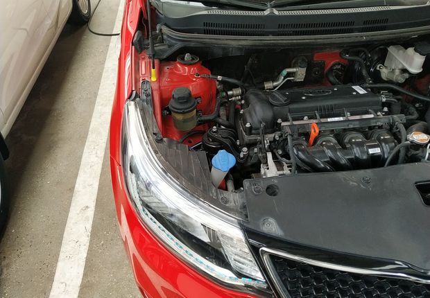 起亚K2 2015款 1.4L 自动 4门5座三厢车 GLS (国Ⅳ) 