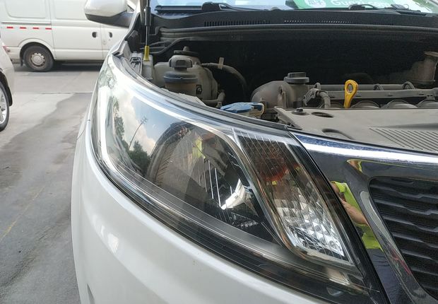 起亚K2 2012款 1.4L 自动 4门5座三厢车 GLS (国Ⅳ) 