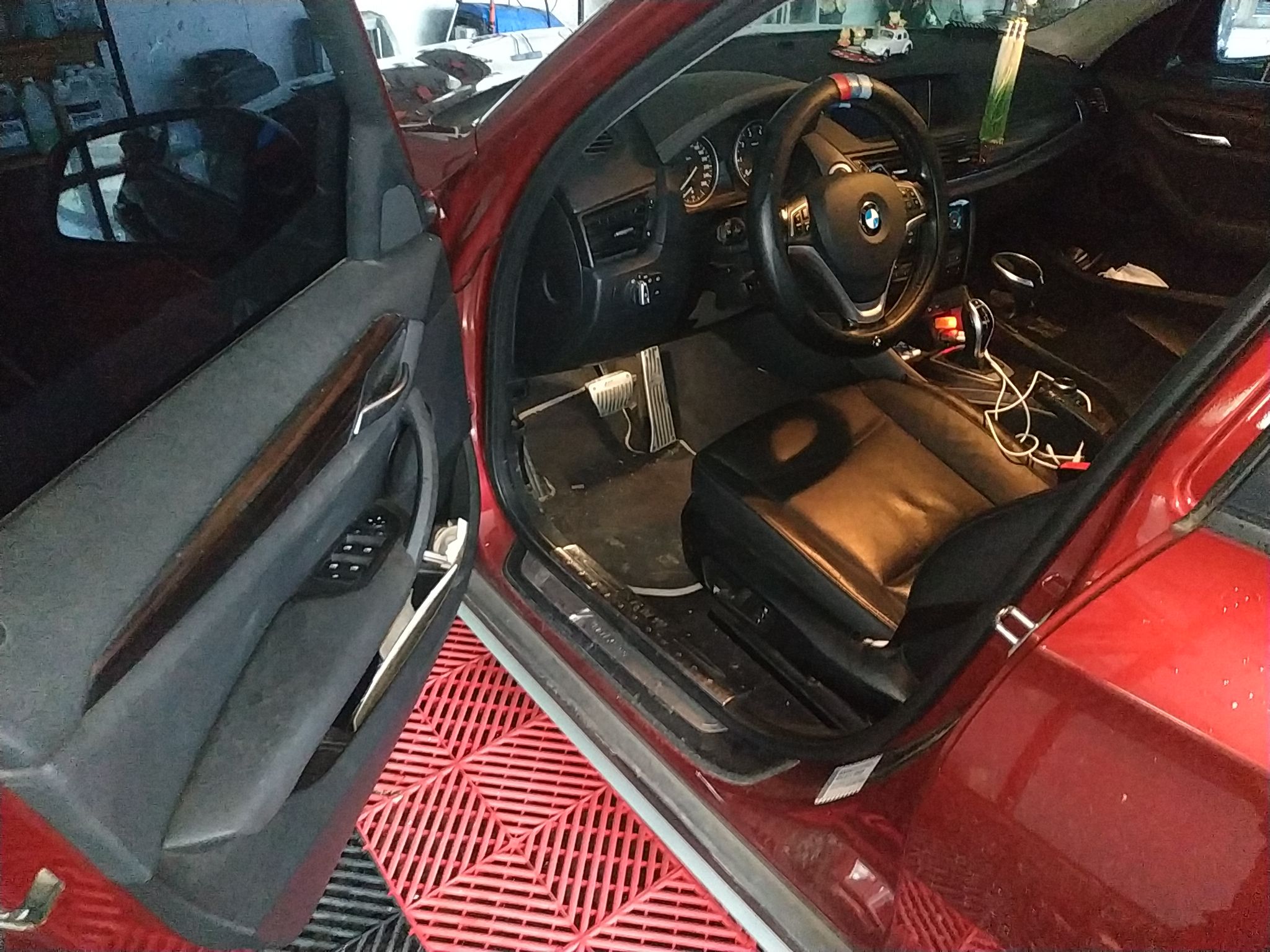 宝马X1 xDrive20i 2014款 2.0T 自动 四驱 汽油 运动设计套装 (国Ⅴ) 