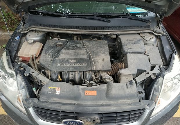 福特福克斯 2012款 1.8L 手动 三厢轿车 经典基本型 (国Ⅳ) 