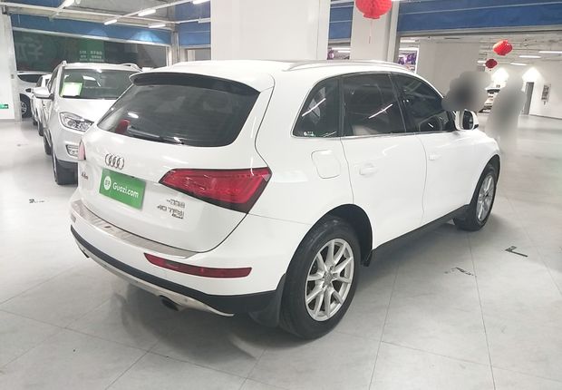 奥迪Q5 2013款 2.0T 自动 四驱 汽油 进取型 (国Ⅳ) 