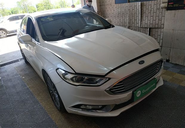 福特蒙迪欧 2017款 1.5T 自动 EcoBoost180改款豪华型 (国Ⅴ) 