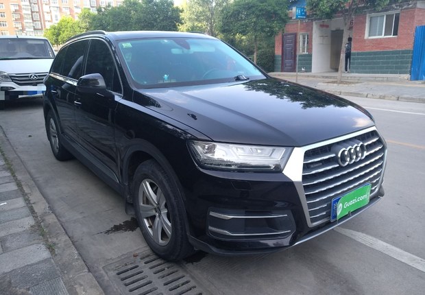 奥迪Q7 35 [进口] 2015款 3.0T 自动 进取型 