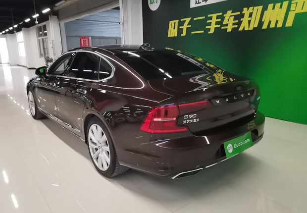 沃尔沃S90 T5 2019款 2.0T 自动 智尊版 (国Ⅴ) 