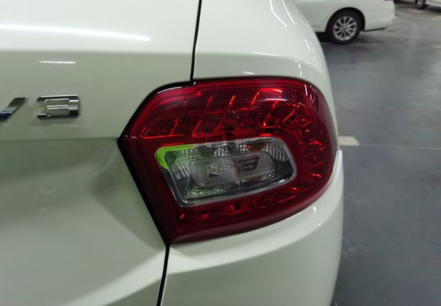 中华V3 2016款 1.5L 手动 智能型 (国Ⅴ) 