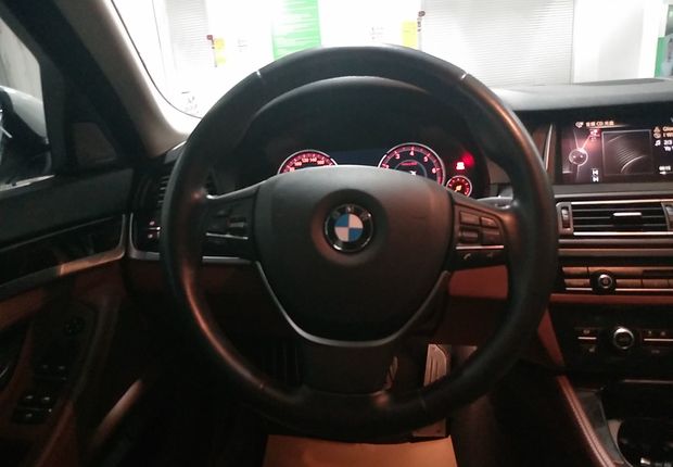 宝马5系 528Li 2014款 2.0T 自动 汽油 领先型 (国Ⅴ) 