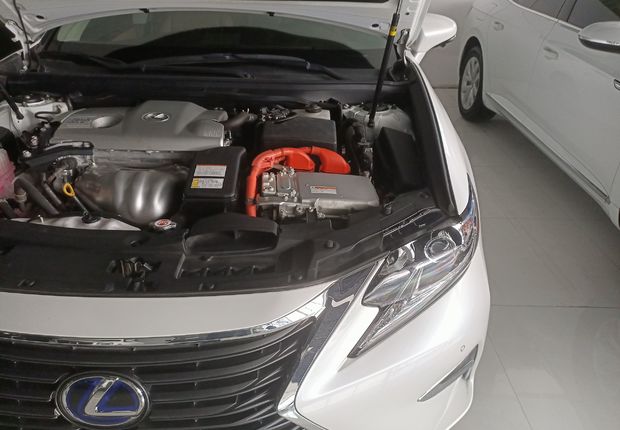 雷克萨斯ES 300h [进口] 2015款 2.5L 自动 舒适版 