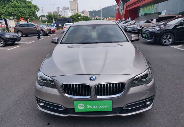 宝马5系 525Li 2014款 2.0T 自动 汽油 豪华设计套装 (国Ⅳ) 