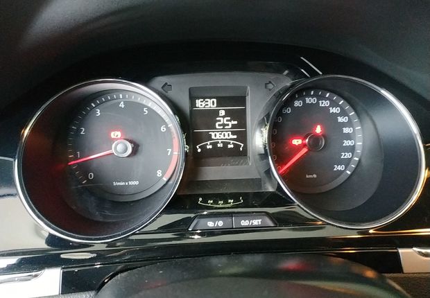 大众宝来 2014款 1.6L 手动 4门5座三厢车 舒适型 (国Ⅳ) 