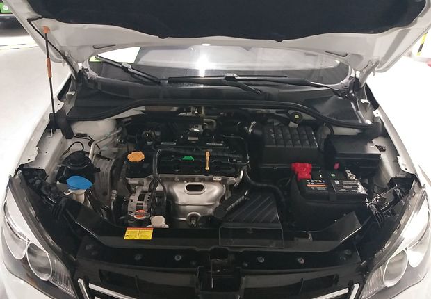 荣威350 2015款 1.5L 手动 豪华天窗版 (国Ⅴ) 