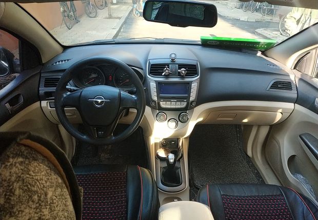 海马M3 2015款 1.5L 手动 标准型 (国Ⅴ) 