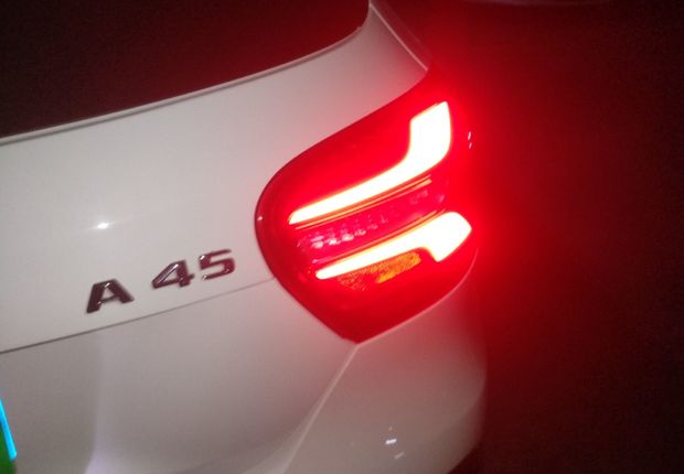 奔驰A45 [进口] 2016款 2.0T 自动 冠军版 