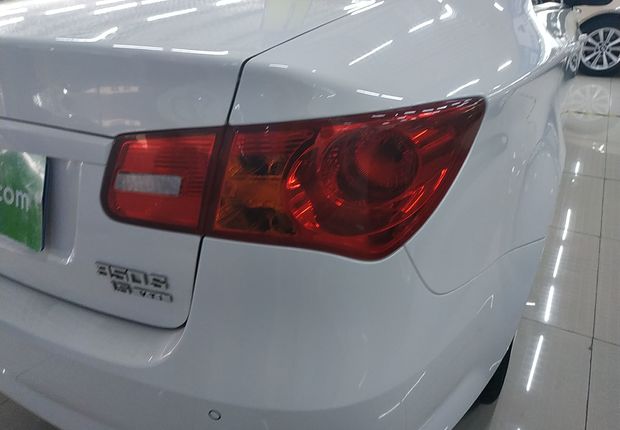 荣威350 2015款 1.5L 手动 豪华天窗版 (国Ⅴ) 