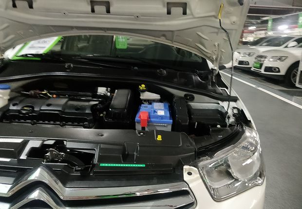 雪铁龙爱丽舍 2014款 1.6L 自动 4门5座三厢车 舒适型 (国Ⅳ) 