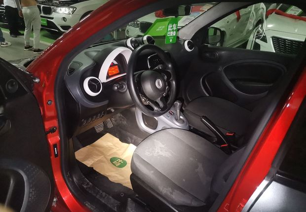 SmartForFour [进口] 2016款 1.0L 自动 汽油 灵动版 