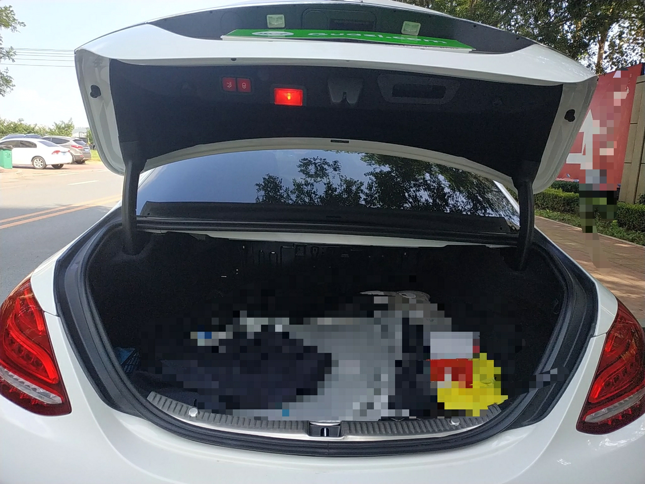 奔驰c级c200l2017款20t自动改款运动版国Ⅴ