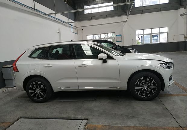 沃尔沃XC60 T5 2021款 2.0T 自动 智远豪华版 (国Ⅵ) 