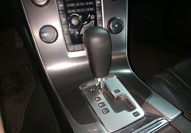 沃尔沃S60 [进口] 2012款 2.0T 自动 舒适版 
