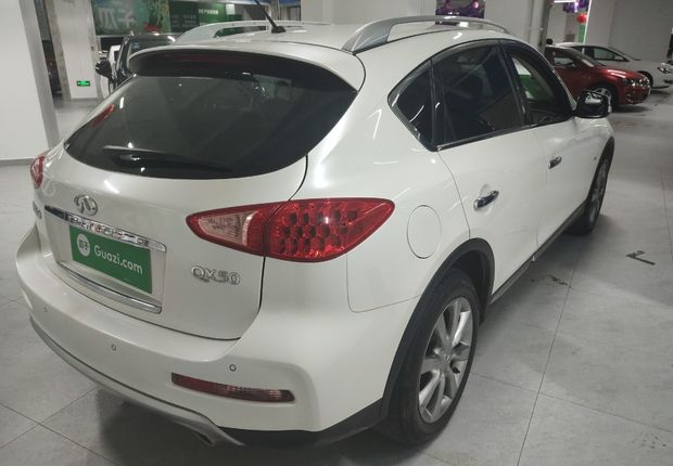 英菲尼迪QX50 2015款 2.5L 自动 悦享版 (国Ⅴ) 