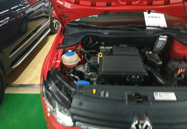 大众POLO 2016款 1.6L 自动 5门5座两厢车 舒适版 (国Ⅴ) 