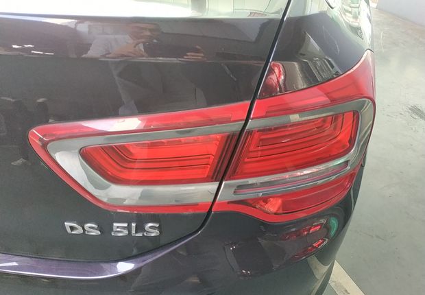 DS5LS三厢 2014款 1.8L 自动 4门5座三厢车 舒适版VTi140 (国Ⅴ) 