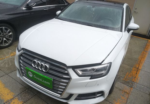 奥迪A3 35TFSI 2020款 1.4T 自动 时尚型Limousine (国Ⅵ) 