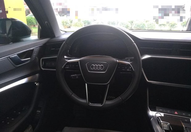 奥迪A6L 40TFSI 2019款 2.0T 自动 豪华动感型 (国Ⅵ) 