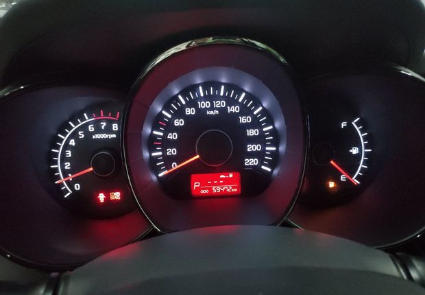 起亚K2 2012款 1.4L 自动 4门5座三厢车 GLS (国Ⅳ) 