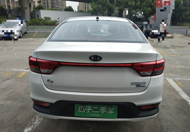 起亚K2 2019款 1.4L 自动 4门5座三厢车 15周年特别版GLS (国Ⅵ) 