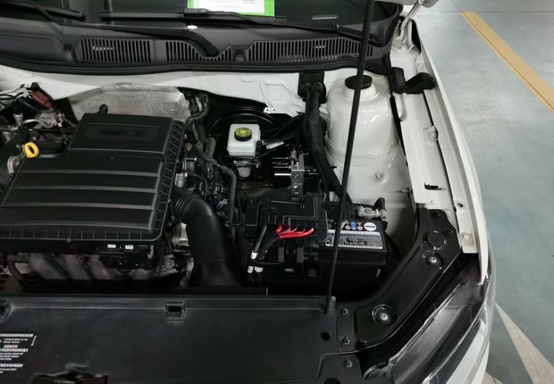 大众朗逸 2015款 1.6L 手动 舒适版 (国Ⅴ) 