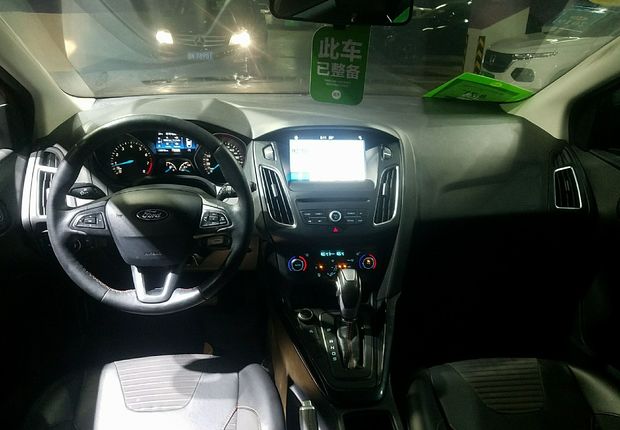 福特福克斯 2018款 1.5T 自动 5门5座两厢车 EcoBoost 180精英型 (国Ⅴ) 