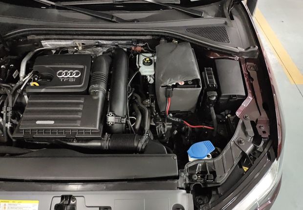 奥迪A3 35TFSI 2014款 1.4T 自动 汽油 舒适型Sportback (国Ⅳ) 