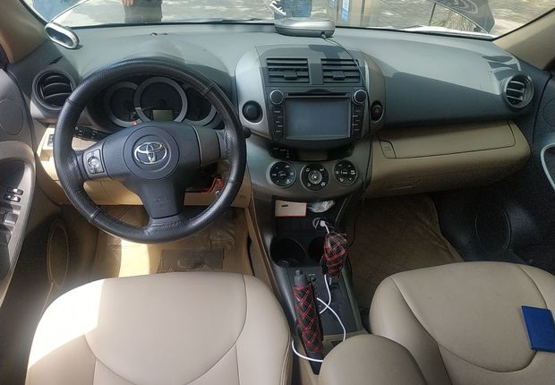 丰田RAV4 2012款 2.0L 自动 四驱 炫装版 (国Ⅳ) 