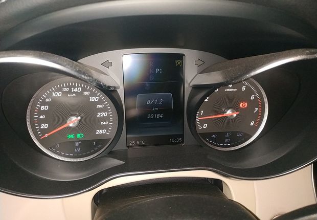 奔驰C级 C200L 2015款 2.0T 自动 运动型改款 (国Ⅴ) 